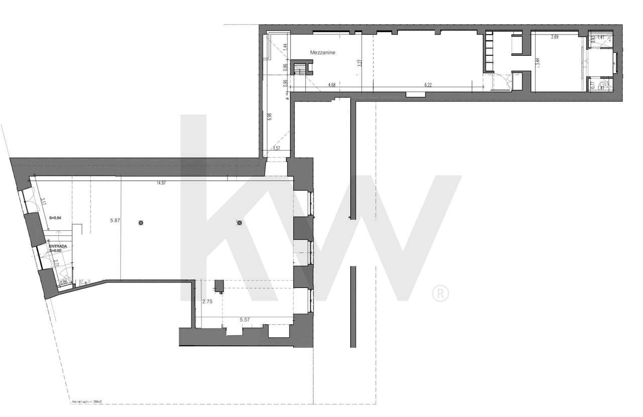Excelente Loft no Beato - Único, para obras, com elevado potencial-16
