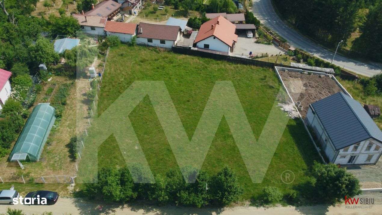 Teren intravilan 2000 mp - Tocile, vedere panoramica spre munte si pad - Imagine principală: 4/10