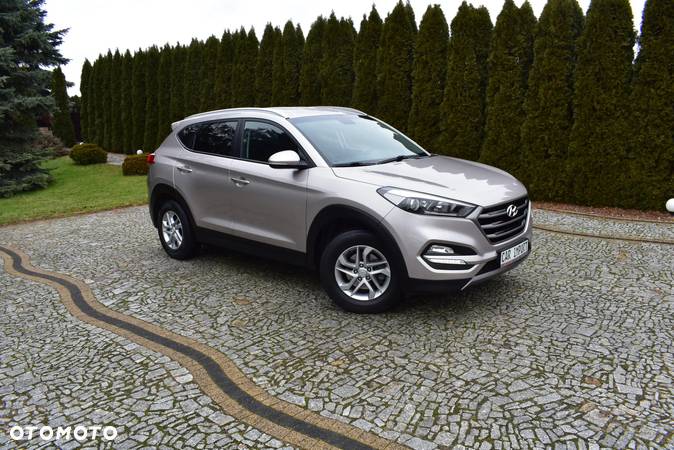 Hyundai Tucson blue 1.6 GDi 2WD Intro Edition - 26