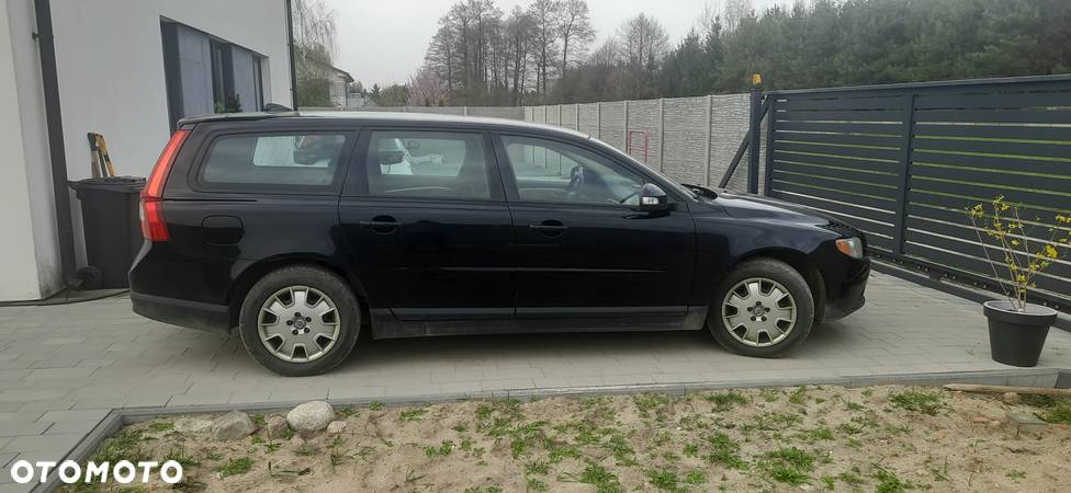 Volvo V70 2.0D Kinetic - 12