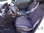 Renault Captur 1.0 TCe Techno Bi-Fuel - 11