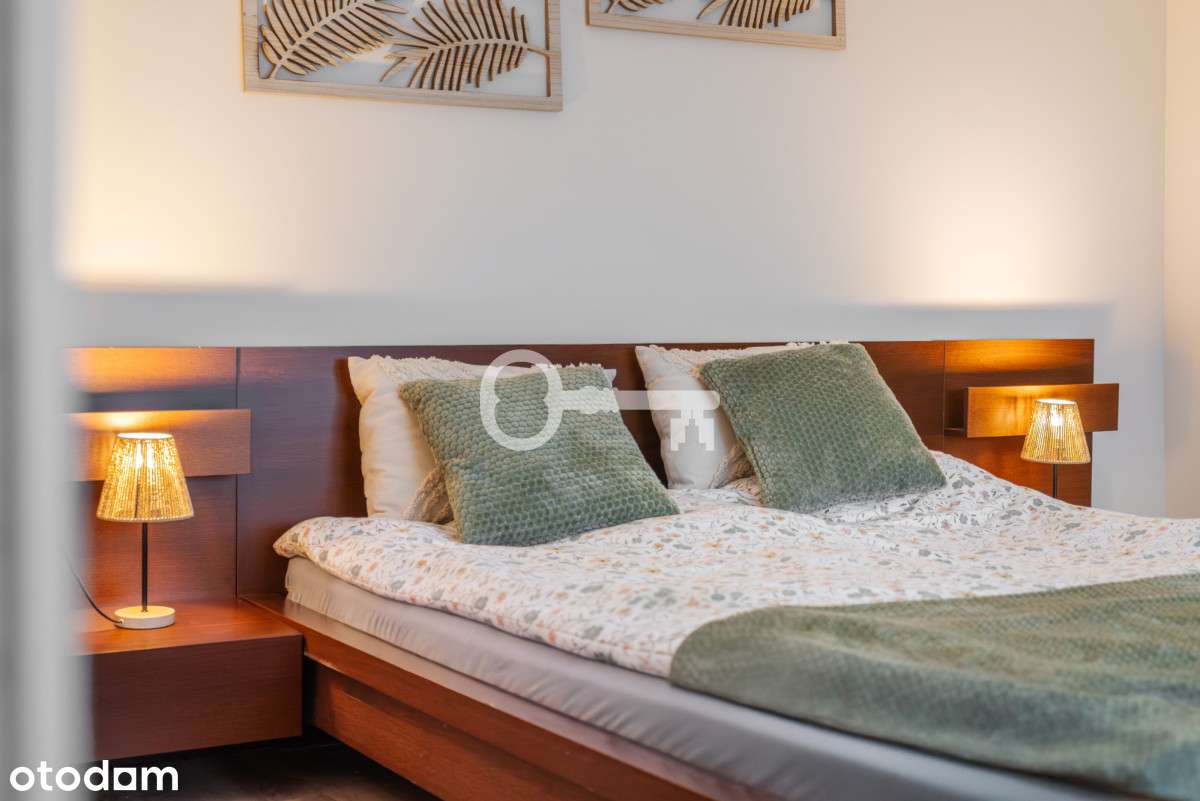 Duży dom w spokojnej okolicy-5