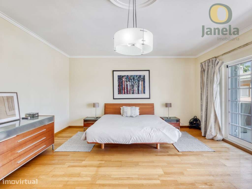 Moradia T3 com Garagem e Piscina no Vila Sol - Grande imagem: 5/28