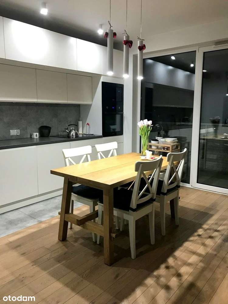 Komfortowe mieszkanie 3-pokojowe na os. zamkniętym-1