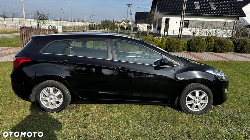 Hyundai I30 1.4 Classic + - 29