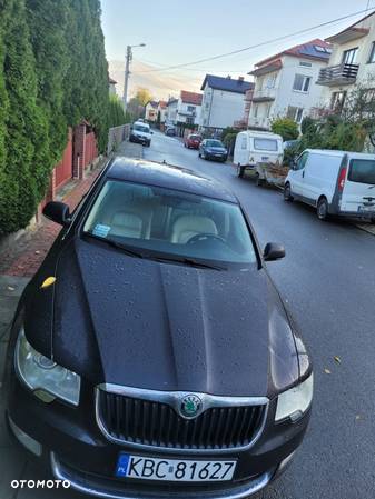 Skoda Superb 2.0 TSI Active DSG - 6