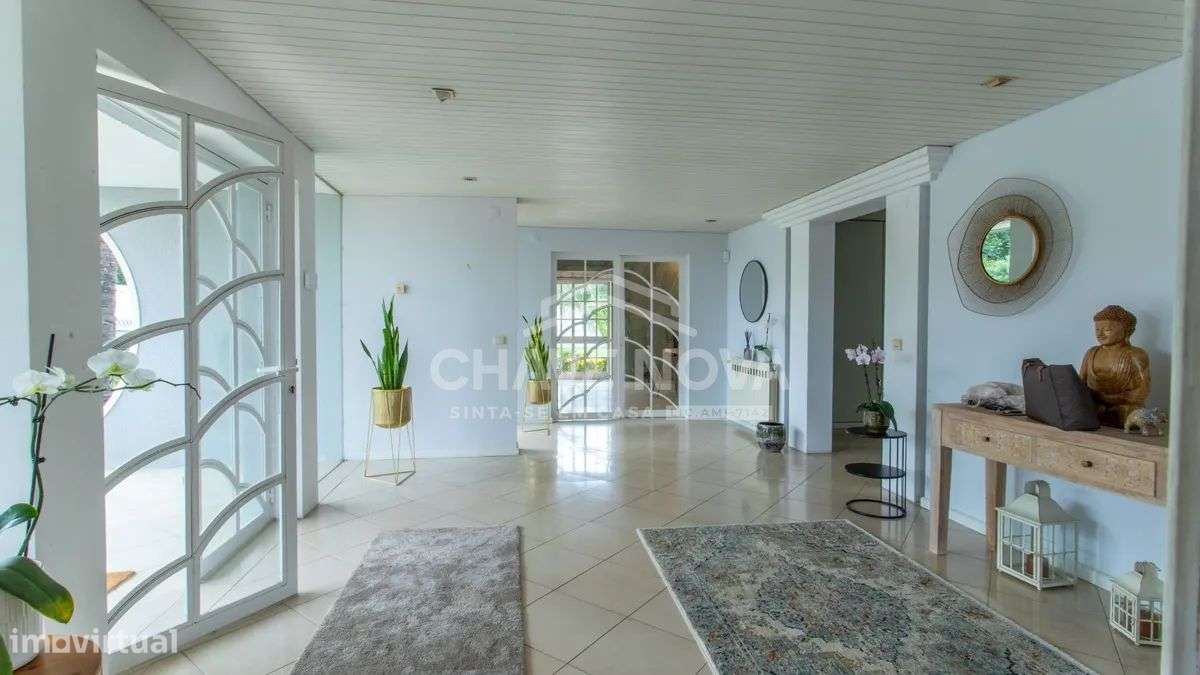 Moradia V6 com Piscina Interior e Exterior | Arcozelo | Vista Mar-21
