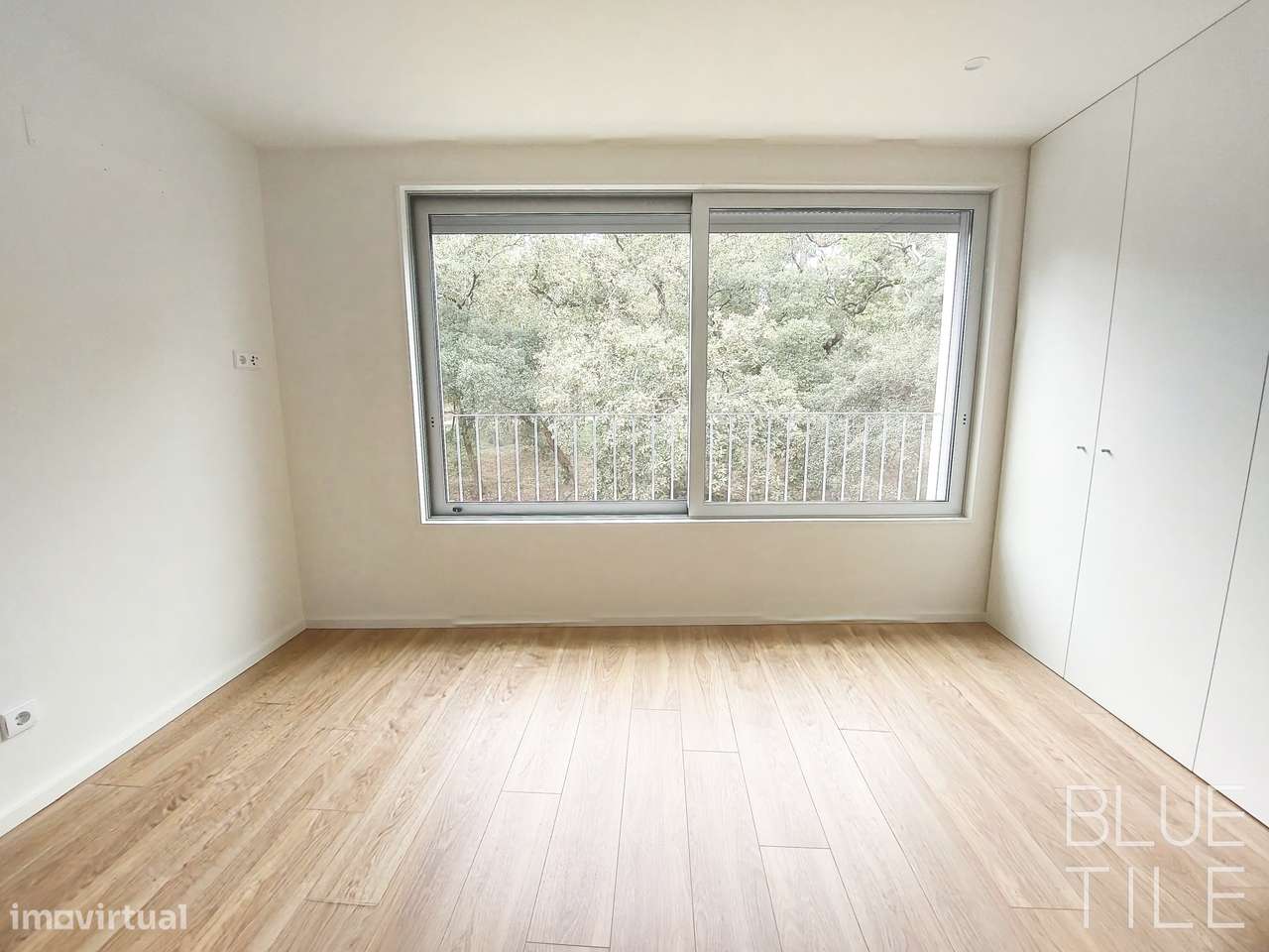 Apartamento T1 - voltado para o parque do Covelo, com lugar de garagem-13