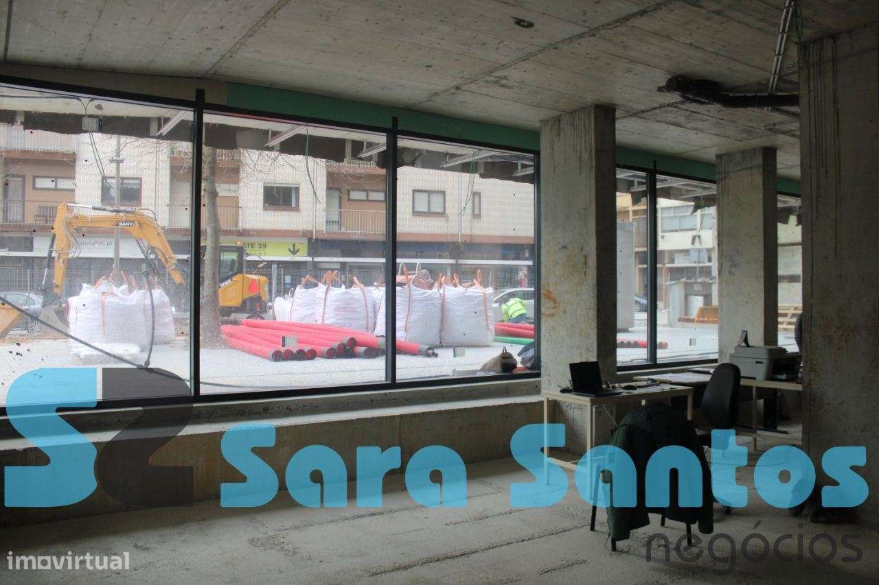 Loja Nova C/ 74m2 e Wc Privativo e Lugar de Garagem centro Vila Nov... - Grande imagem: 3/7