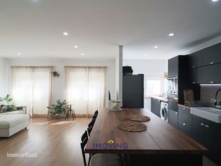 Apartamento T2 totalmente remodelado no Alto Seixalinho