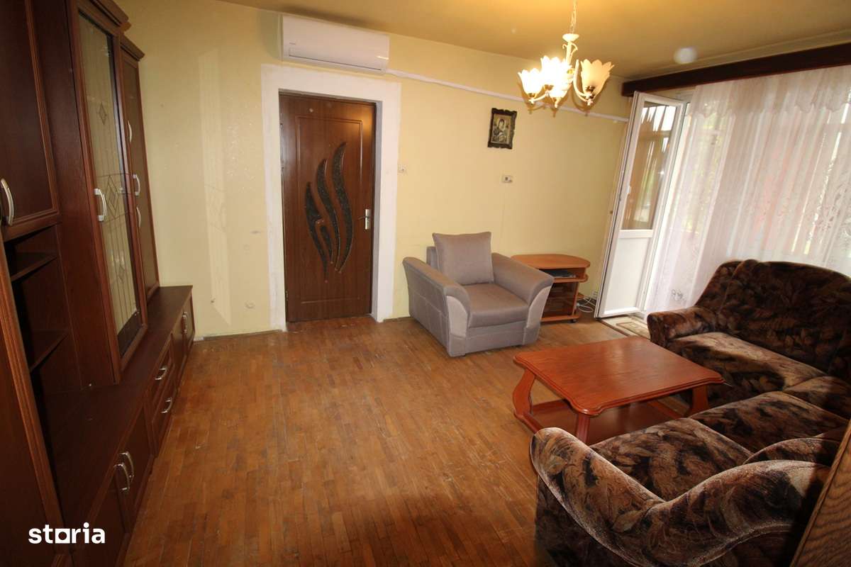 Vând apartament 2 camere în Hunedoara, zona Micro4-Str. Jiului, 51mp.. - Imagine principală: 2/9