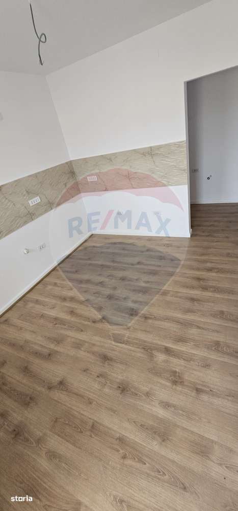 Casă / Vilă cu 4 camere de vânzare - Imagine principală: 2/18