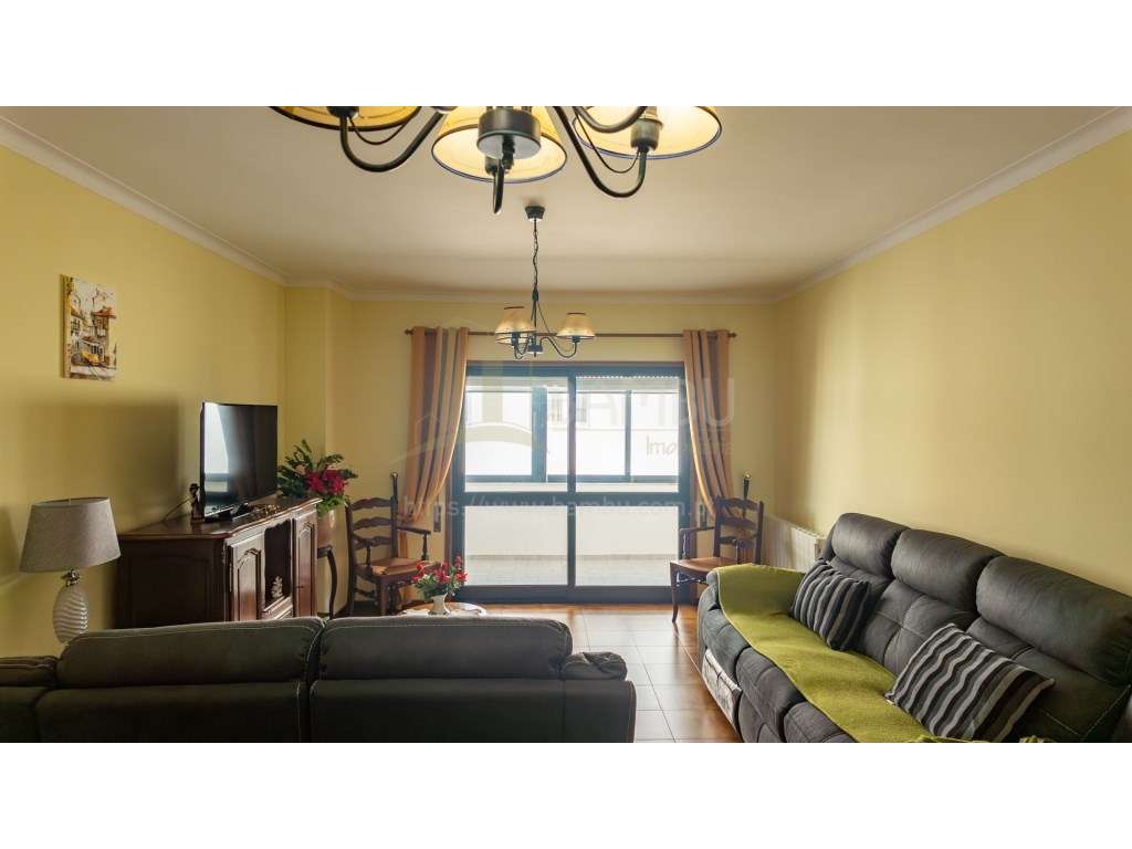 Vila Praia de Âncora: T2 com 100m2 e ampla varanda-5