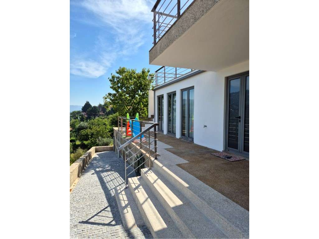 Casa fim semana c/ vistas espetaculares p/ o Douro.-14