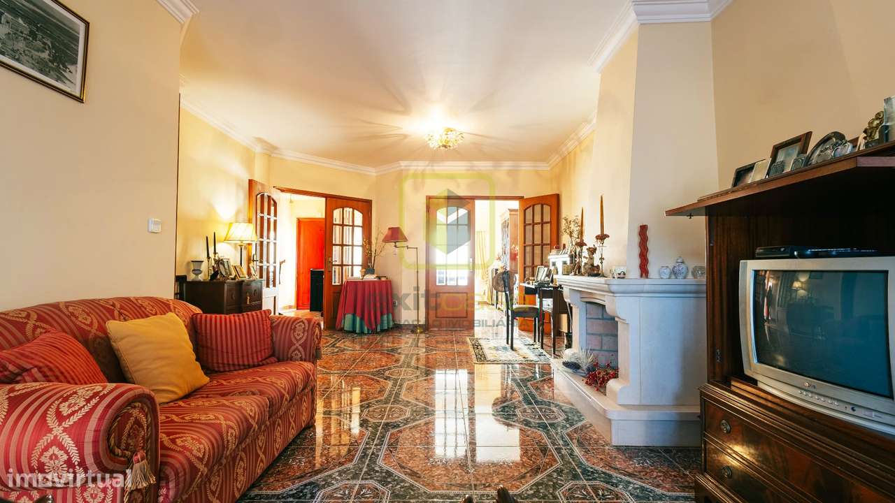 Moradia T3 Geminada-3