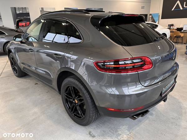 Porsche Macan Standard - 3