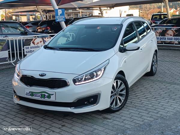 Kia Ceed SW 1.4 CRDi More Edition - 1