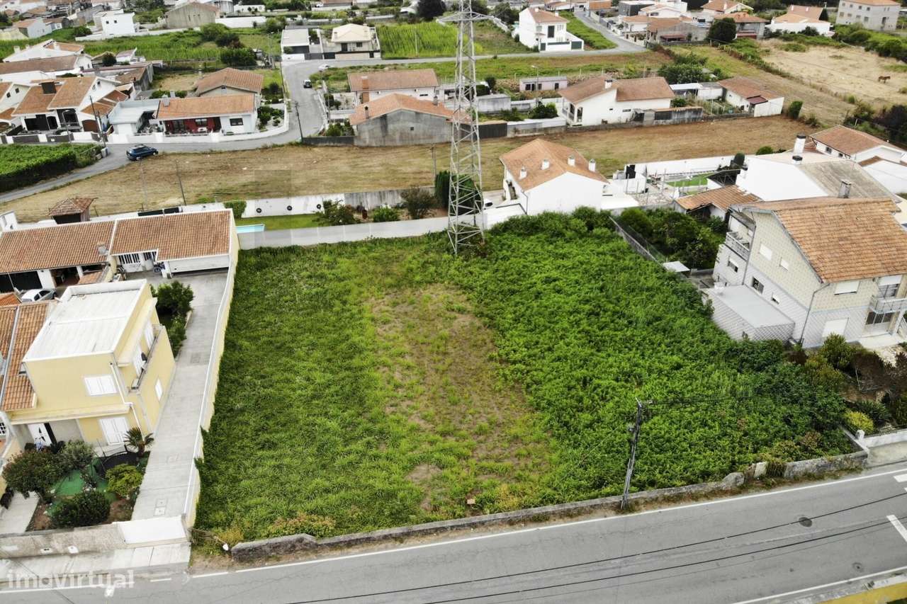 Terreno para Construção | 808 m2 | 400 m2 de Construção-6