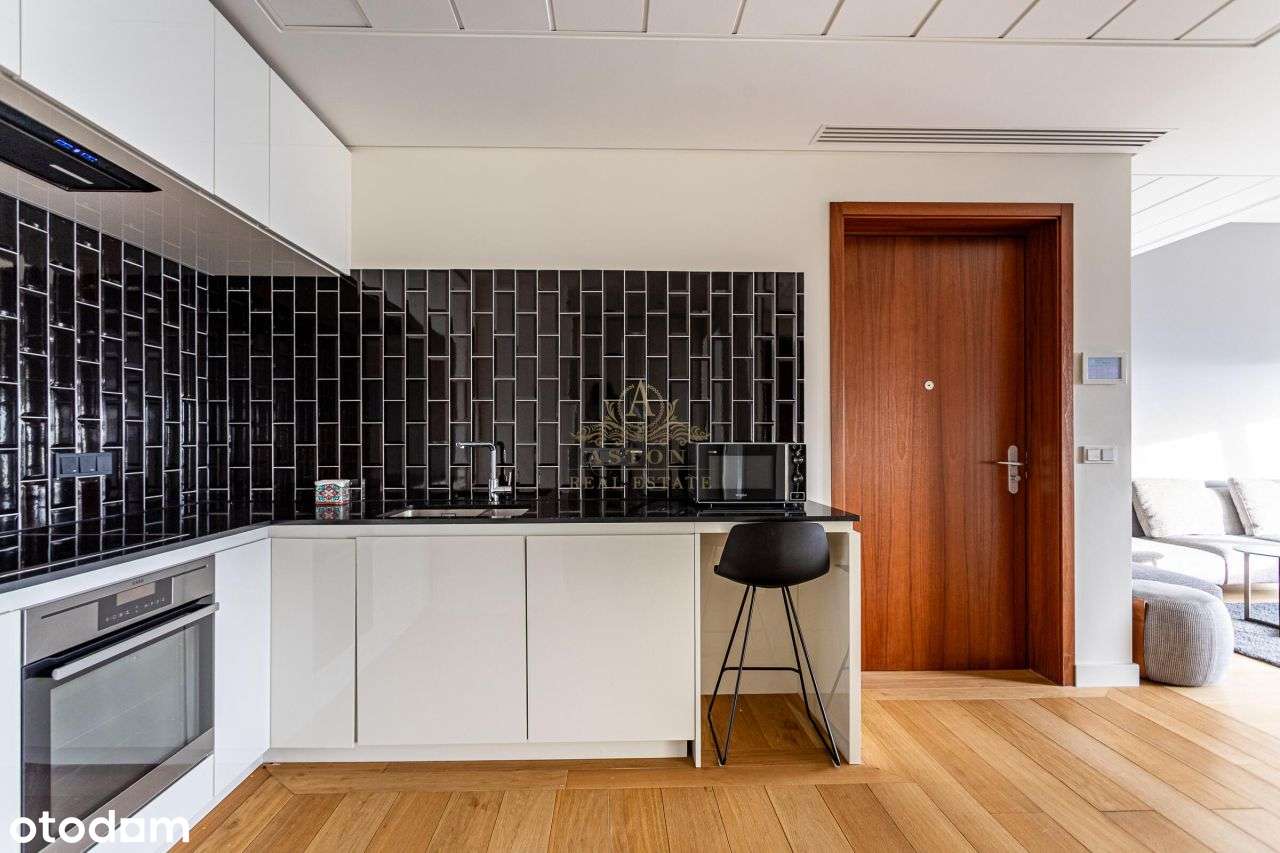 Apartament na Złotej 44 z widokiem na PkiN-5