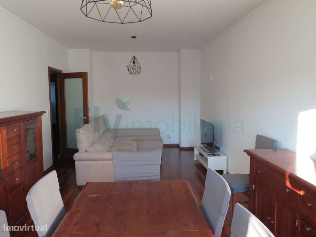 Apartamento T3 - Junto à Universidade e Hospital de S.João no Porto - Grande imagem: 2/23