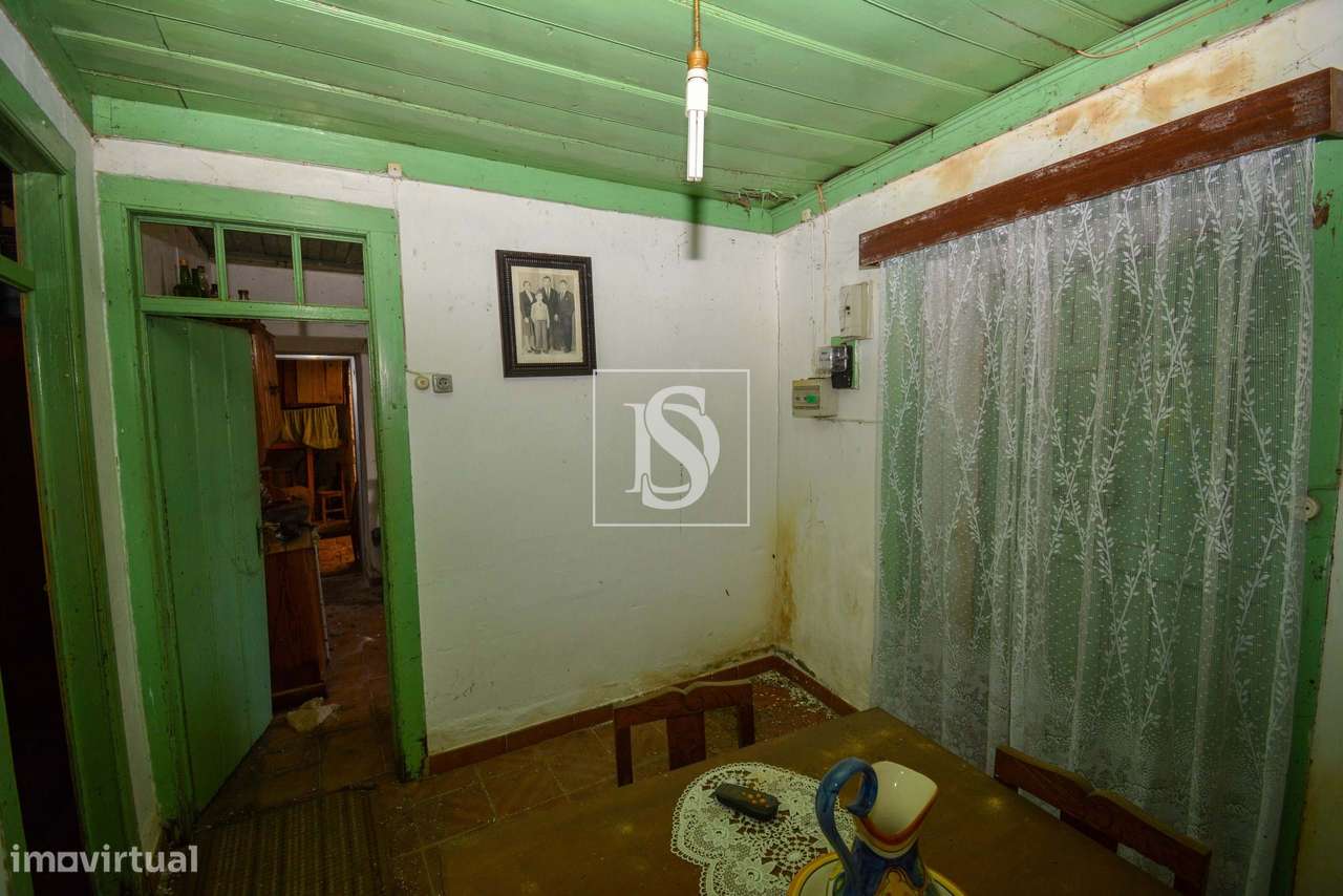 Moradia para recuperar Peras Ruivas - Seiça - Ourém - Grande imagem: 4/21