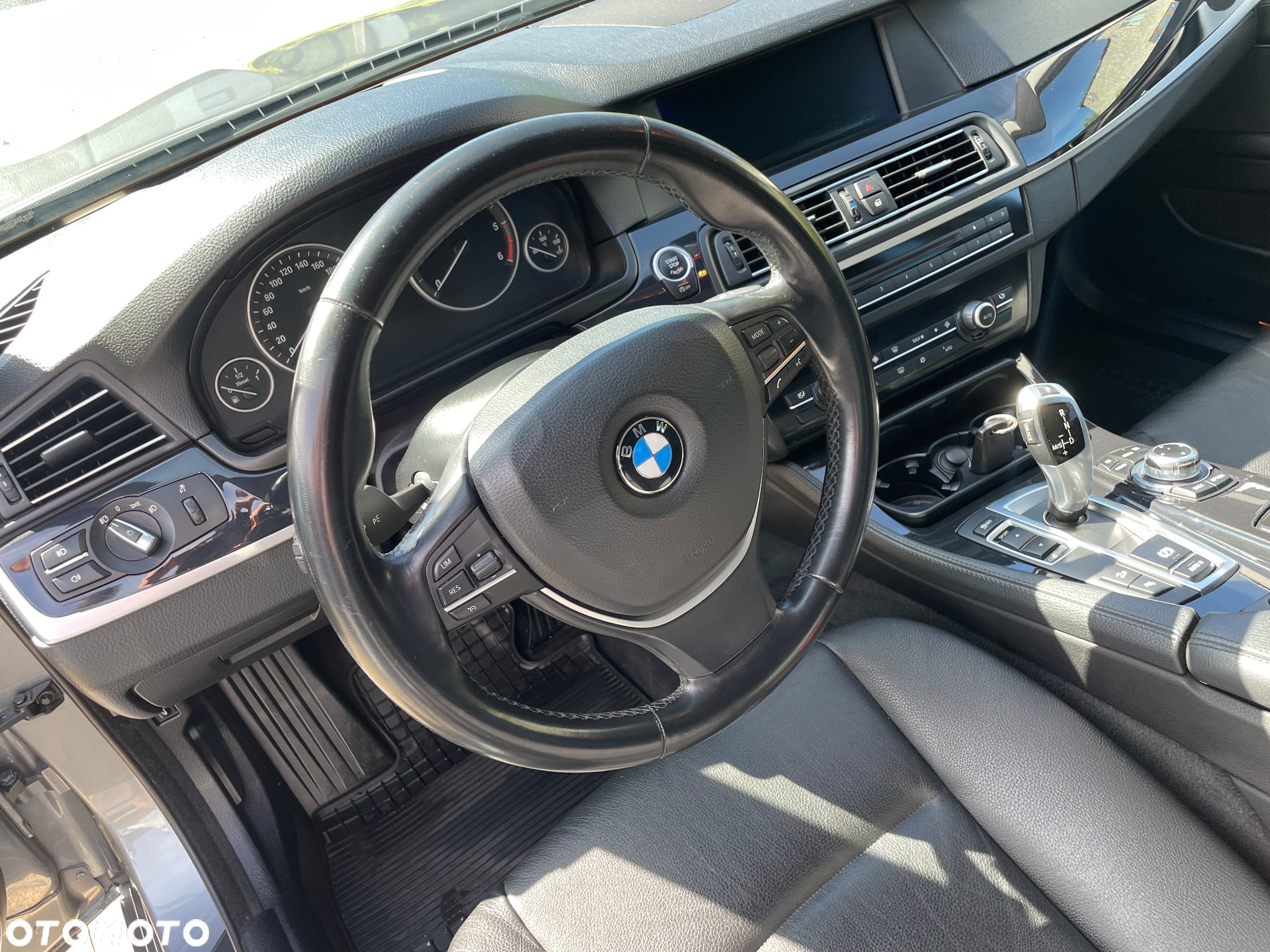 BMW Seria 5 530d Touring - 24