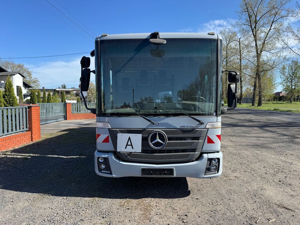 Mercedes-Benz Econic 2015