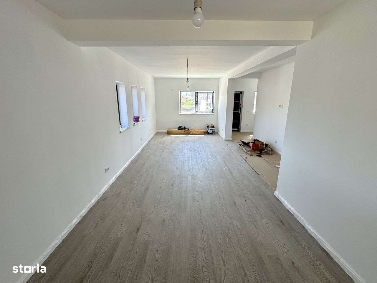 ASFALT!BECI!Incalz in pard!CANALIZ!Vila Valea Adanca (Miroslava) - Imagine principală: 3/8