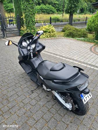 Yamaha Tmax - 2