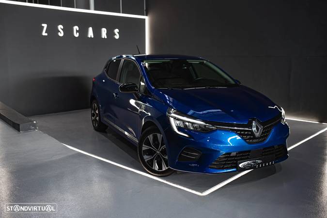 Renault Clio - 1