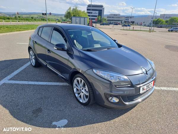 Renault Megane Grandtour ENERGY dCi 110 Start & Stopp Bose Edition - 8