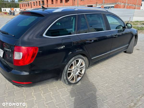 Skoda Superb 2.0 TSI DSG Elegance - 24