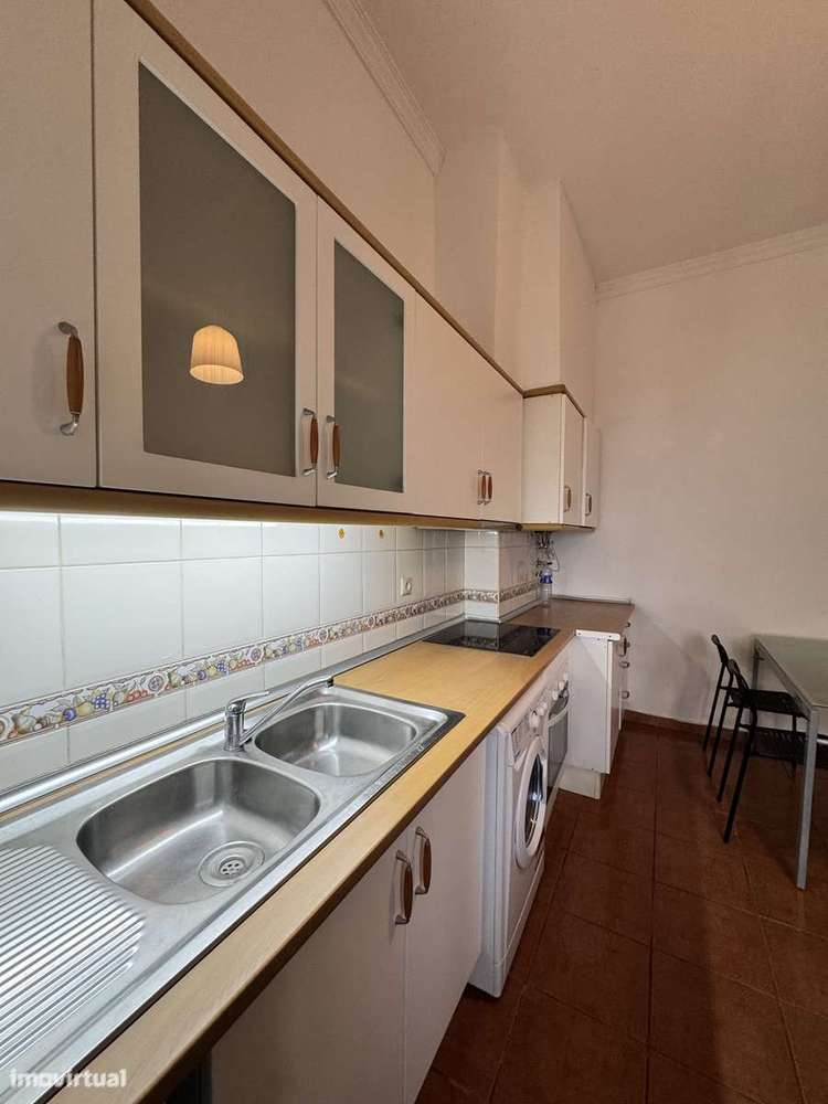 T1 com 45m², cozinha equipada e localização privilegiada - Grande imagem: 5/19