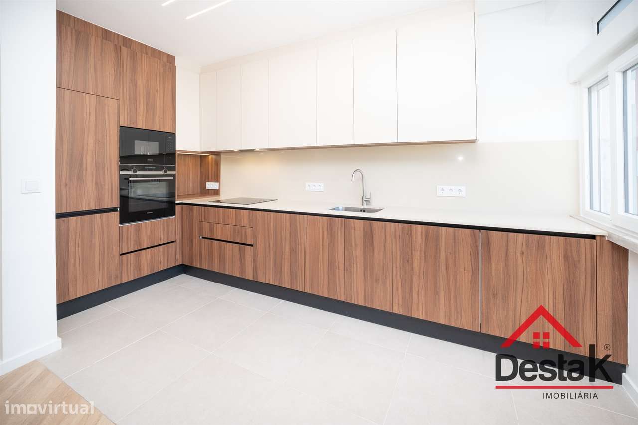 Apartamento T3 situado no 2º andar em prédio com dois elevadores - Grande imagem: 5/26