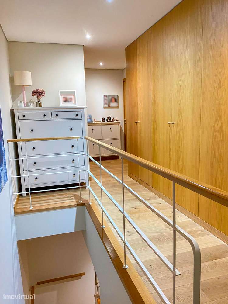 T4 Duplex de Luxo no Coração do Porto-8