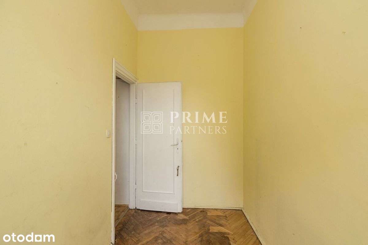 Mieszkanie z potencjałem w samym Centrum-9