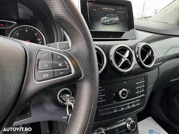 Mercedes-Benz B 220 CDI (BlueEFFICIENCY) 7G-DCT - 20