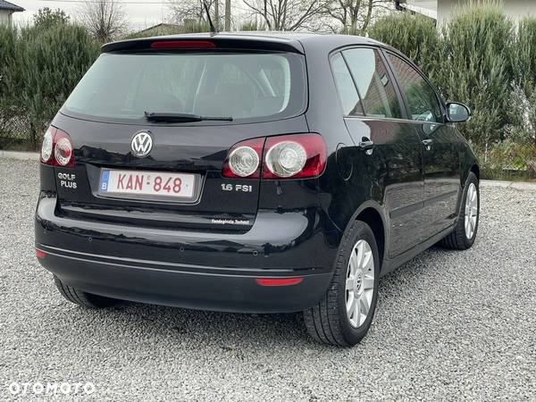 Volkswagen Golf Plus - 11