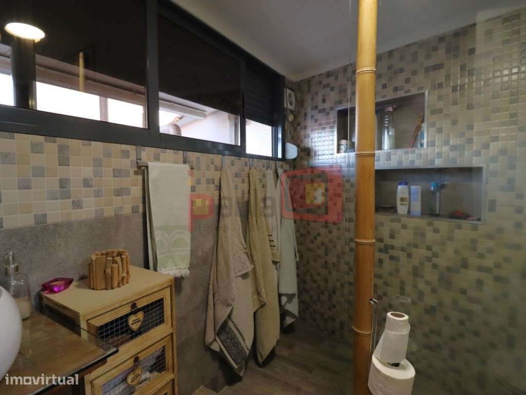 MORADIA CENTRO MONTIJO-16