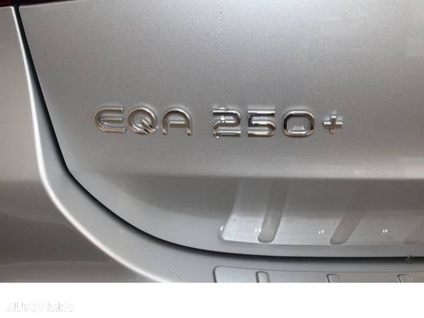 Mercedes-Benz EQA 250+ Electric Art - 15