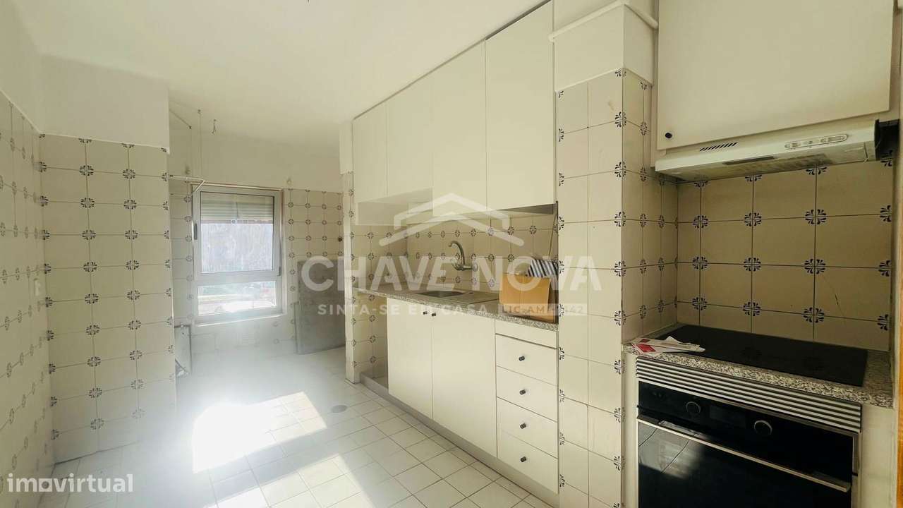 Apartamento T2 junto ao Shopping Oitava Avenida – São João da Madeira - Grande imagem: 4/20