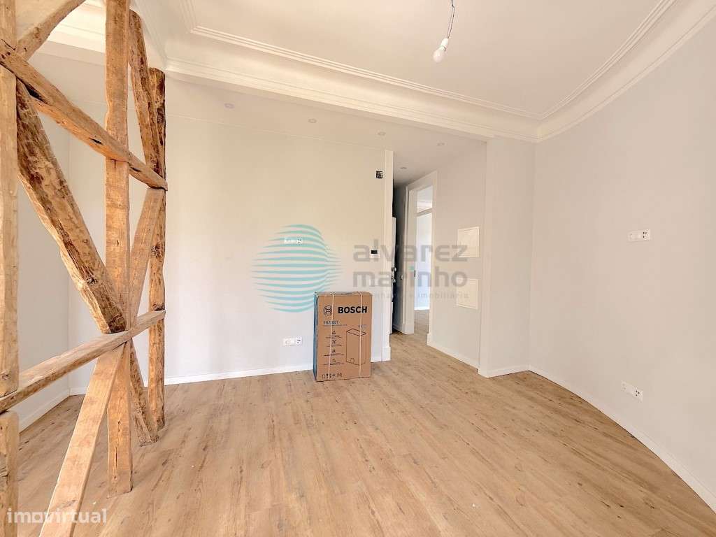 Apartamento T2, muito bem localizado, com todos os serviços por perto - Grande imagem: 4/25