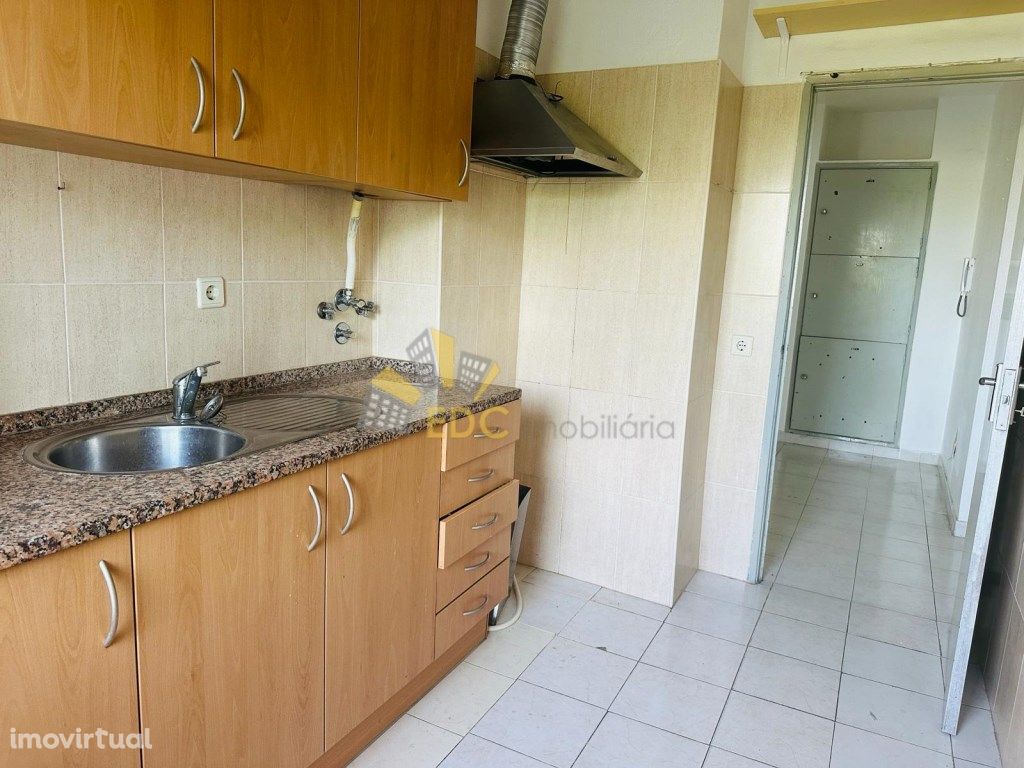 Apartamento T3 com 3 elevadores | Localizado na Marvila |...