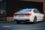 BMW Seria 7 750Li xDrive - 14