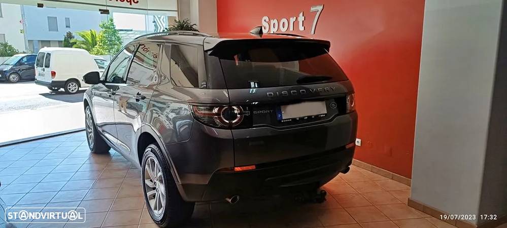 Land Rover Discovery Sport 2.0 TD4 HSE Luxury 7L Auto - 2