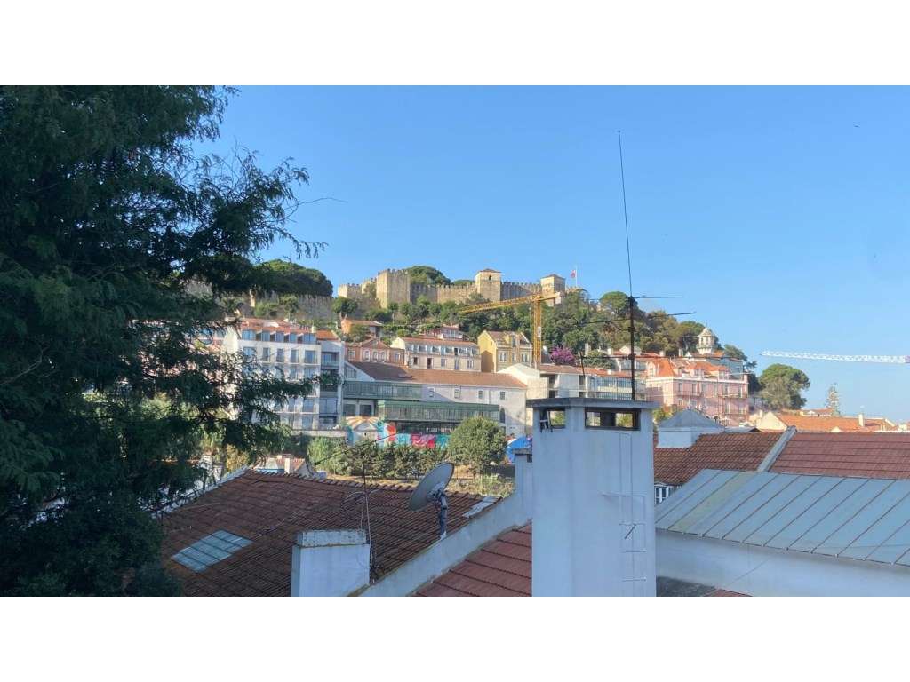 T2 na Mouraria com despesas incluídas - Grande imagem: 2/19