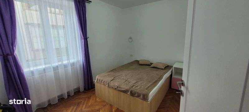 Apartament 2 camere Onesti, etaj 1, zona centru . - Imagine principală: 4/5