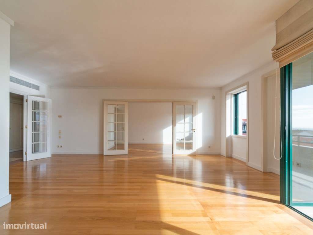 T3+2 em condominio de prestigio nas Amoreiras, com terraço e vista ...-6