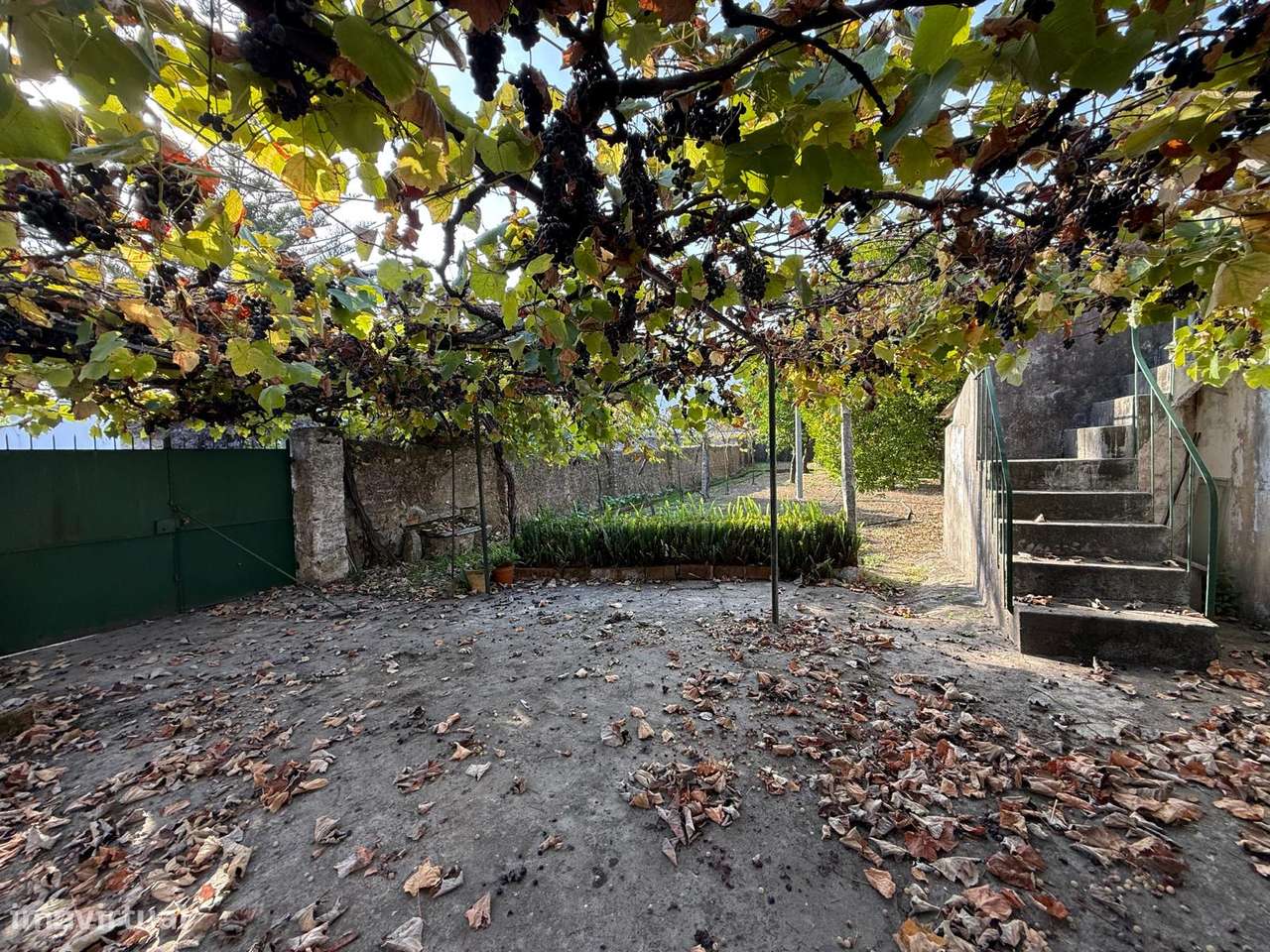 Moradia T4 no Centro de Ovar-43