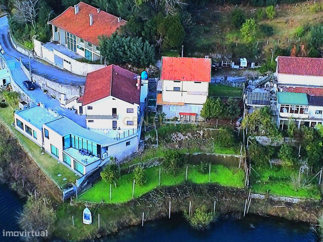 Propriedade única no geres , duas casas com acesso ao rio (No rio Cald-31